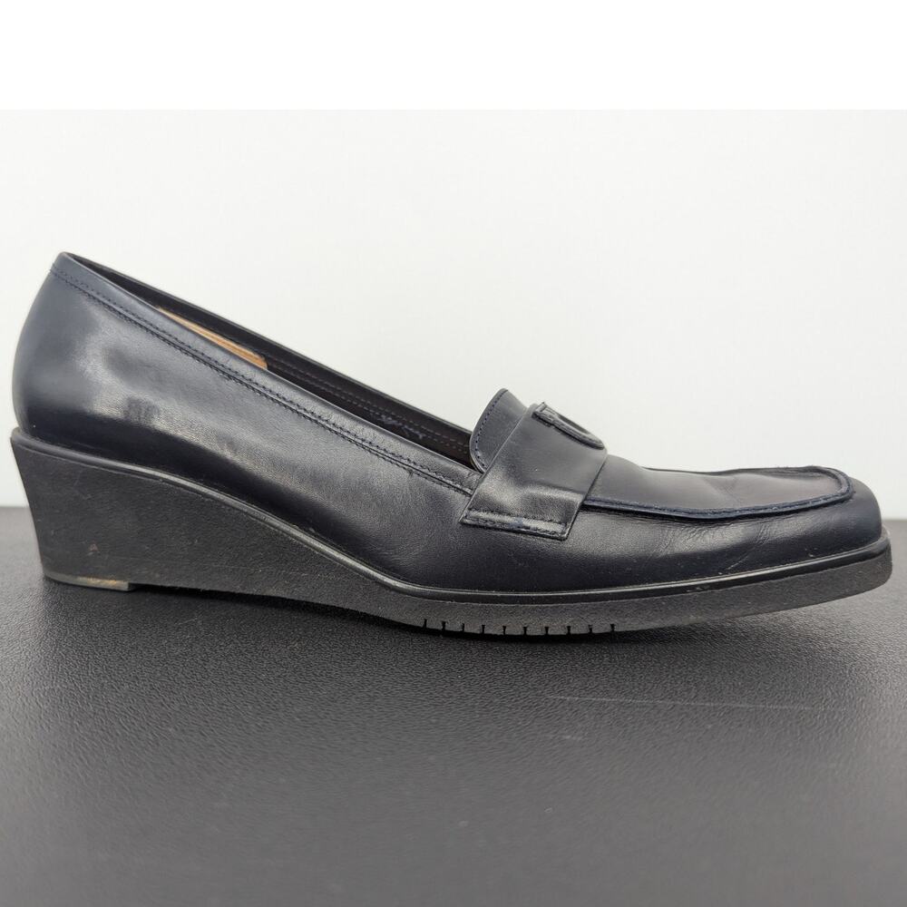 Salvatore Ferragamo Boutique Navy Wedge Loafers Size 6.5 AAAA Italy Gancini